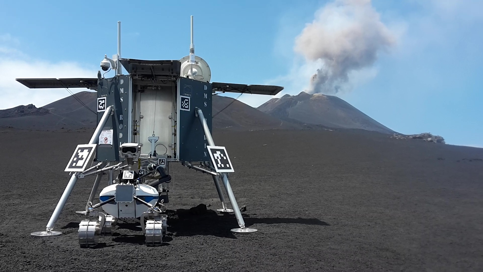 Rover and Lander in front of the vulcano Mt. Etna 2017